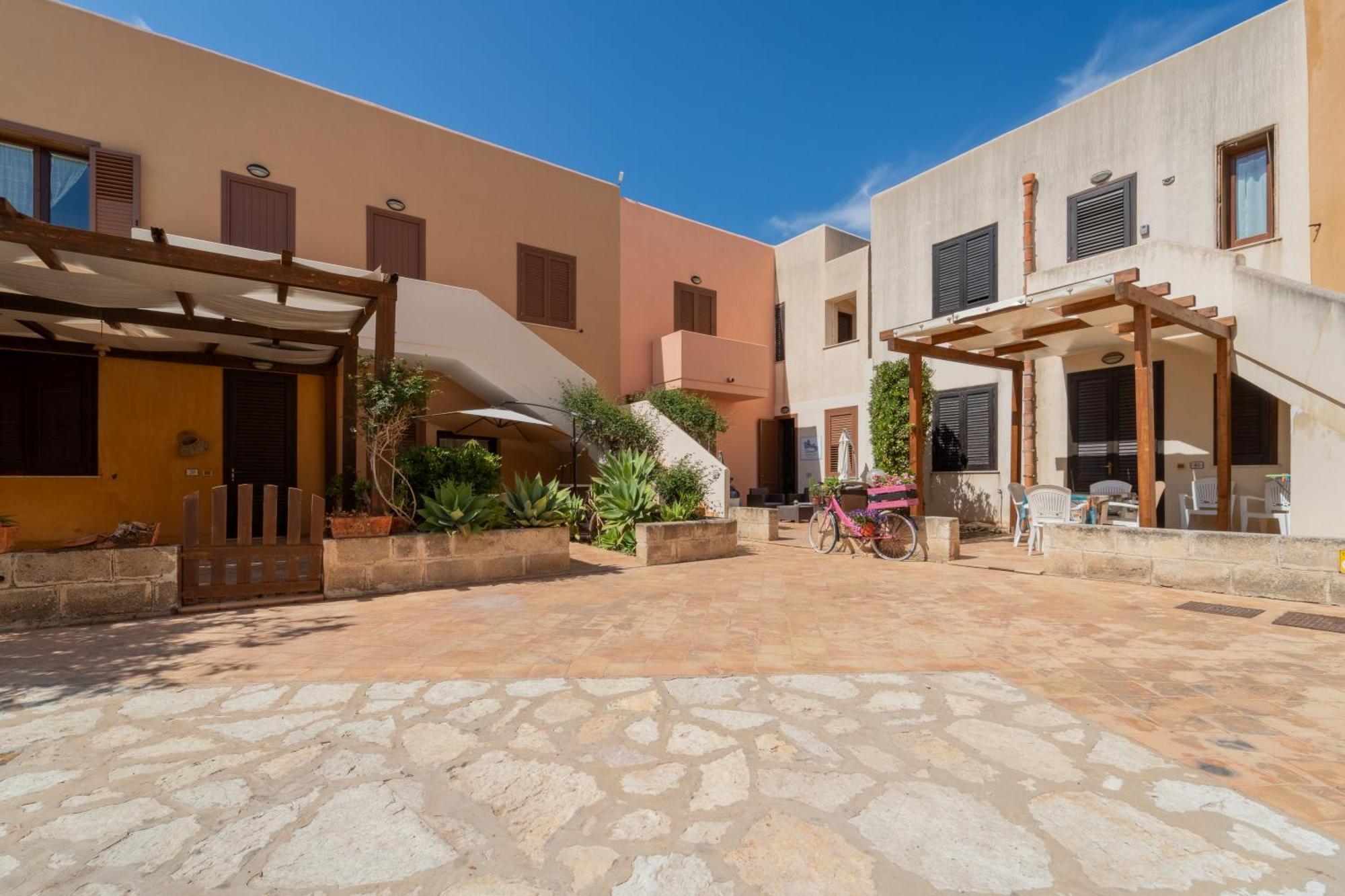 Residence Favonio Favignana Exterior photo